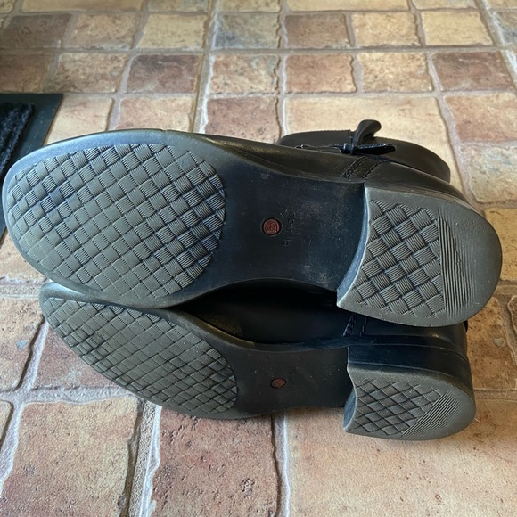 Blondo Black Leather Aquaprotect Ankle Boots - Picture 6 of 8